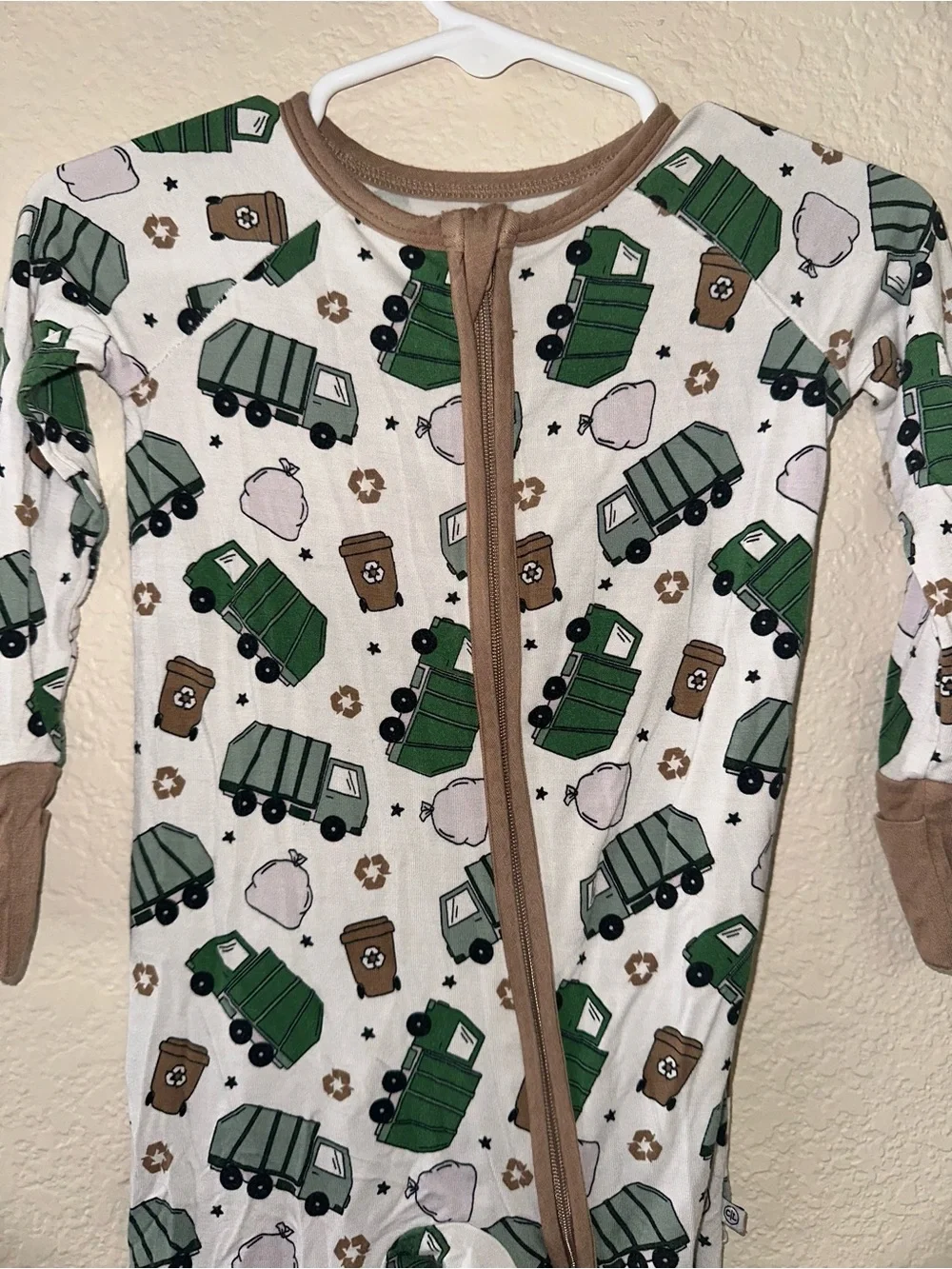 Caden Lane Bamboo Zippy